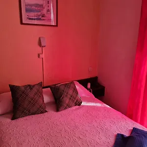 https://pensao-residencial-flor-dos-cavaleiros.hotels-lisbon-portugal.com